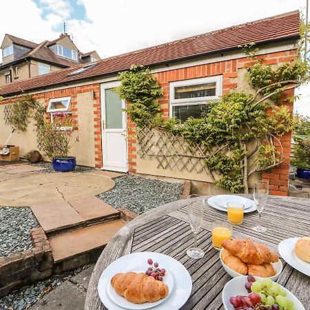 Garden Cottage Илкли Екстериор снимка